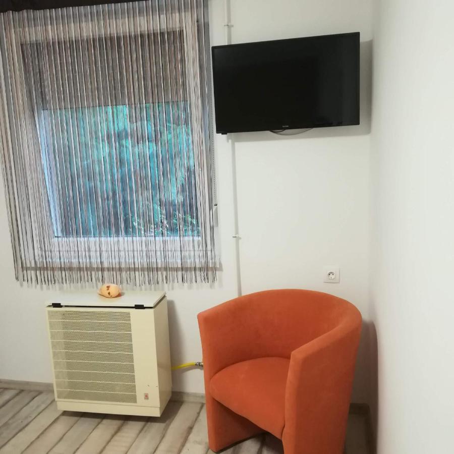 Golden Apartman Орошгаза Екстер'єр фото