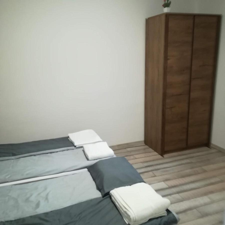 Golden Apartman Орошгаза Екстер'єр фото